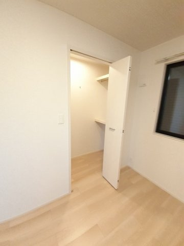 プレゾンの収納|たっぷりとした収納スペースです