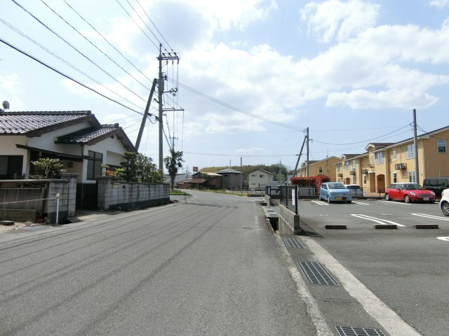 シャンポールＡの周辺