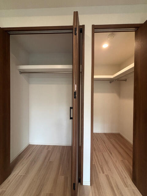 ＧＬＯＢＥ　ＮＩＳＨＩＡＺＡＢＵ(グローブニシアザブ)の収納