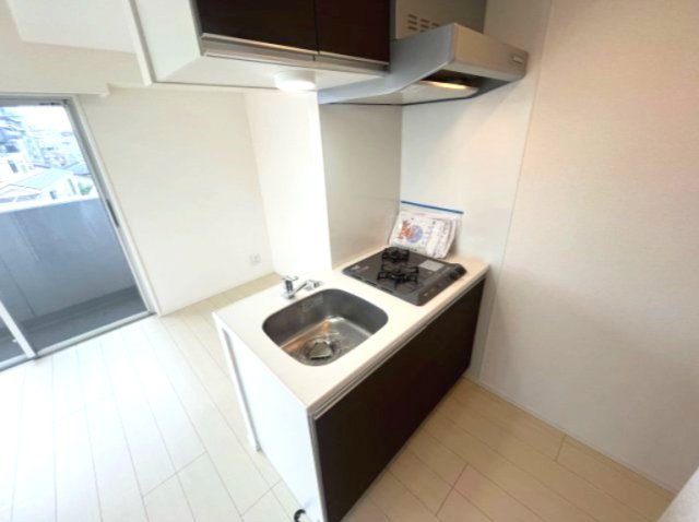 パティーナ京急蒲田のキッチン|同建物内、別のお部屋の参考写真になります。