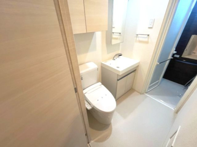 パティーナ京急蒲田のトイレ|同建物内、別のお部屋の参考写真になります。