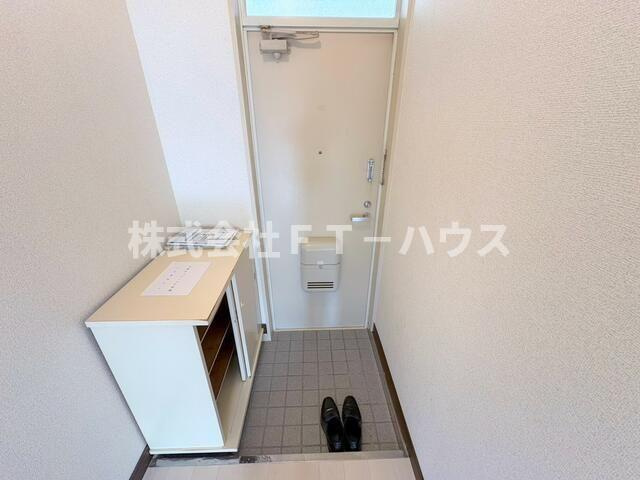 ドムス塩焼の玄関