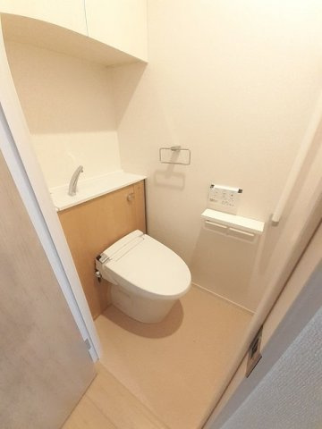 セントラルヒルズ昭和町のトイレ|シンプルで使いやすいトイレです