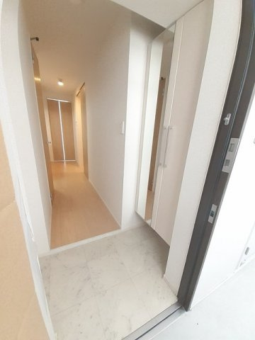 セントラルヒルズ昭和町の玄関|ゆったりとした玄関です
