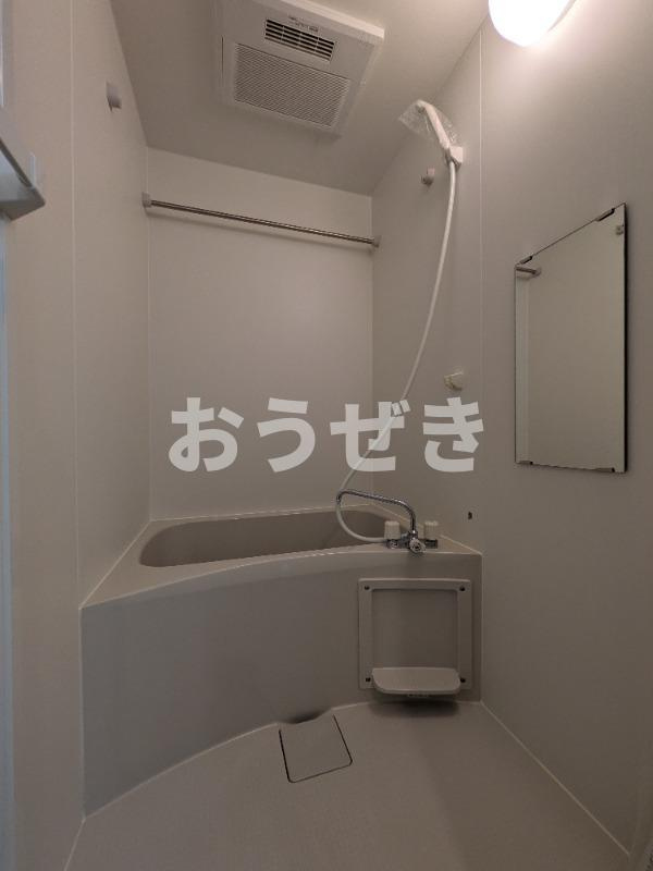 ネクストハイム白楽の浴室