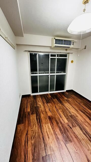 日興パレセゾン中野の居間・リビング