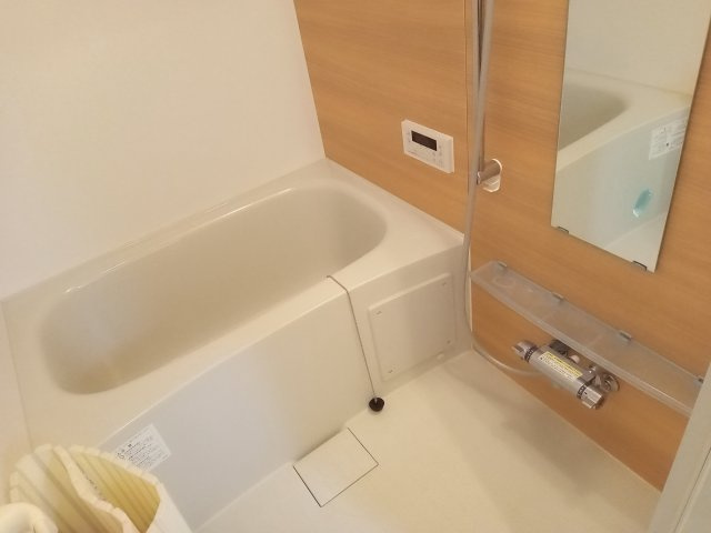 川崎市多摩区宿河原７丁目のアパートの浴室
