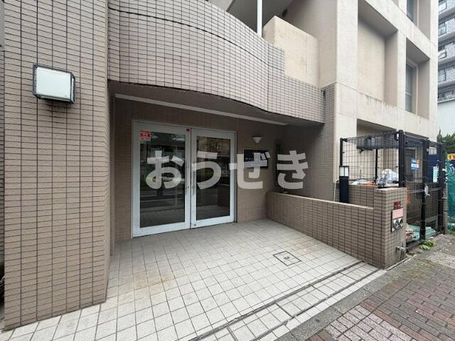 アブニール永楽のエントランス