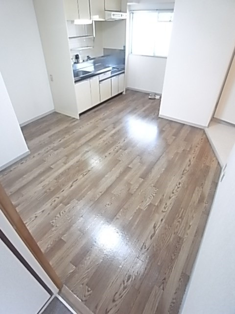 ウエルハイツ東園田の居間・リビング