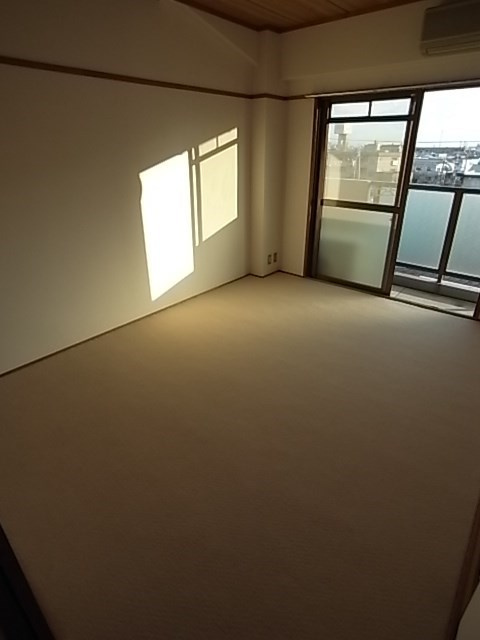 ウエルハイツ東園田の寝室