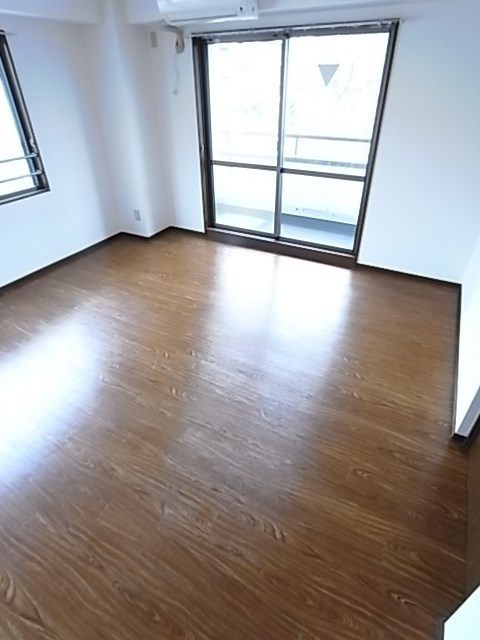 アルテシアン夙川の寝室