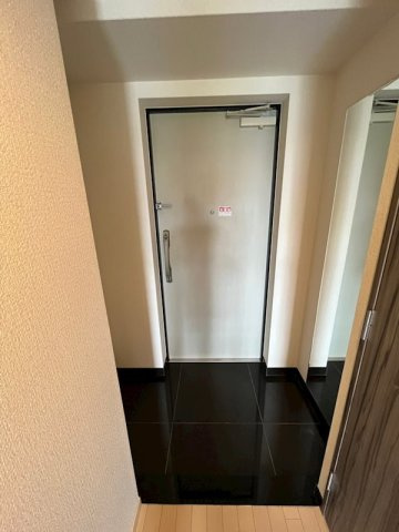 ラブニール西長堀パークフロントの玄関