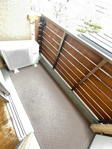 能登フラッツのバルコニー