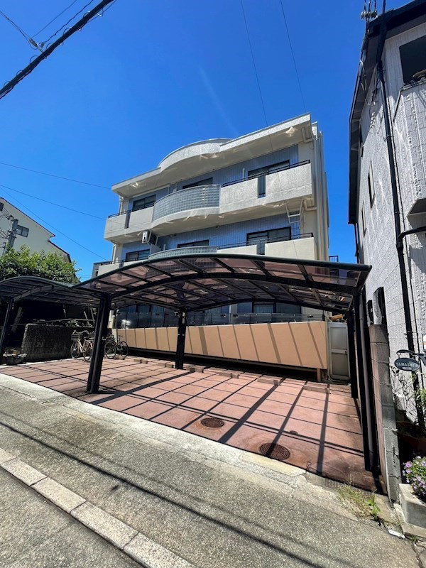 アバンシオ香櫨園の外観