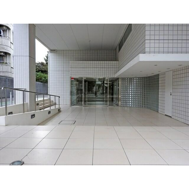 戸越銀座プレイスのロビー