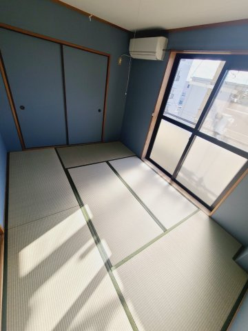 岡本マンションの和室