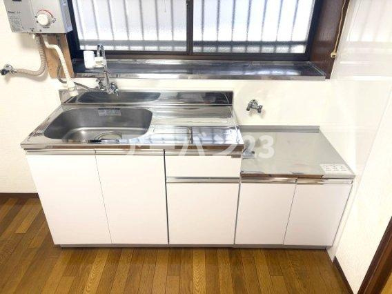 アート多摩湖町貸家のキッチン