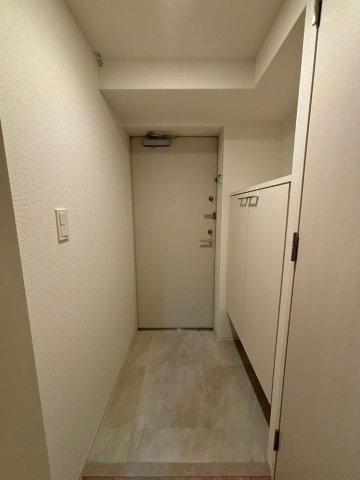 アプリーレ西本町の玄関