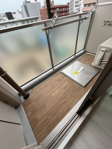 ブランTAT西宮江上町のバルコニー