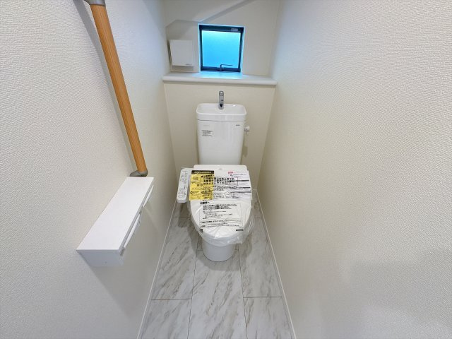 柏市大室新築戸建のトイレ