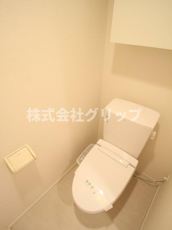 横浜市保土ケ谷区神戸町の賃貸マンションのトイレ