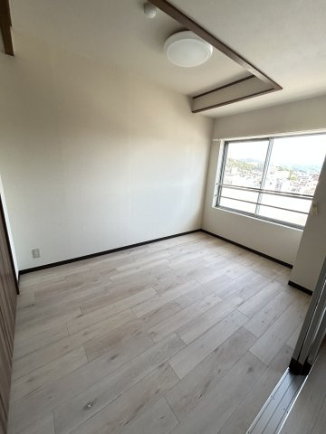 サンビルダー板宿の寝室