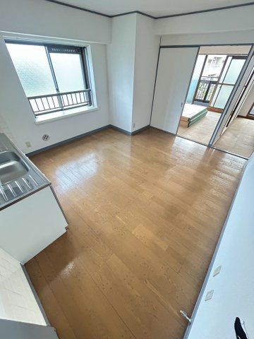 リベラ西芦屋の居間・リビング