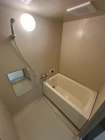 リベラ西芦屋の浴室