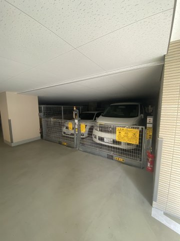 Verde西宮の駐車場