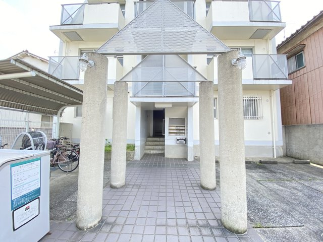 グレース松戸Ⅳのエントランス