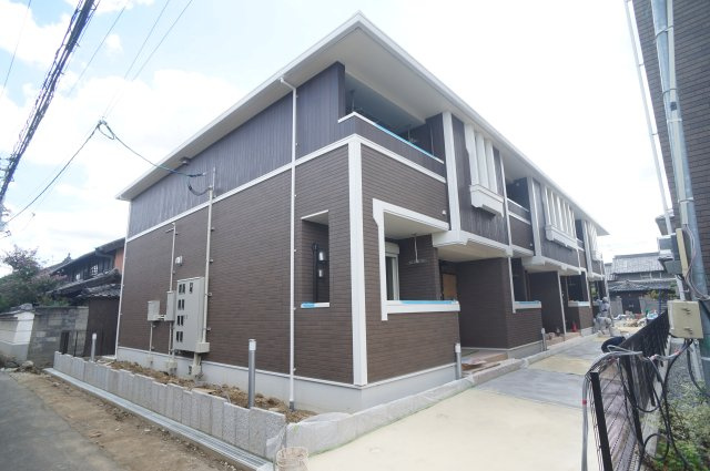 橿原市常盤町のアパート