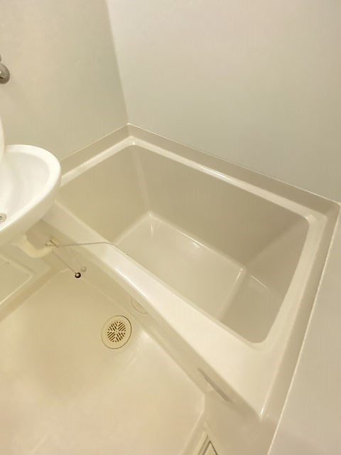 尼崎市長洲西通１丁目のアパートのその他