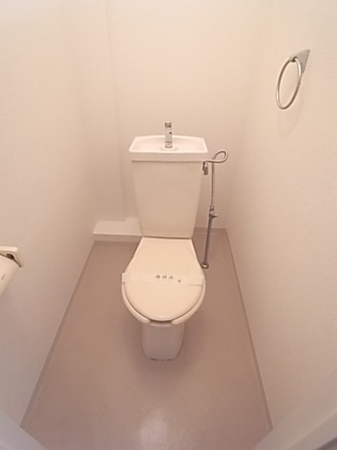 和田マンションのトイレ