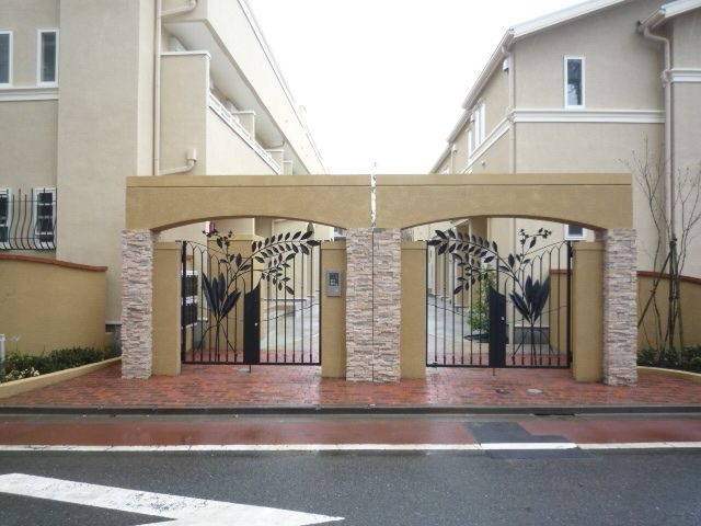 リヴェール武蔵小山のエントランス