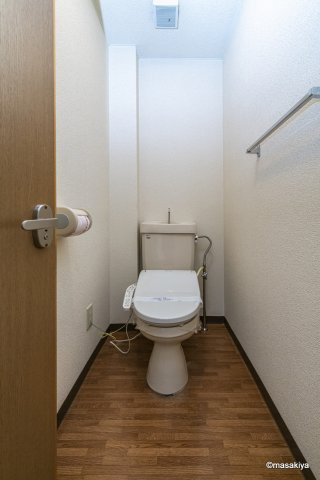 レジデンス西和田のトイレ|トイレ　ウォシュレット付