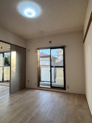サニークレスト港南の居間・リビング
