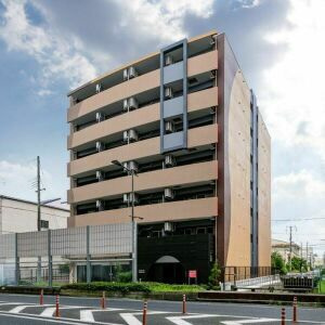 セレニテ甲子園プリエの外観