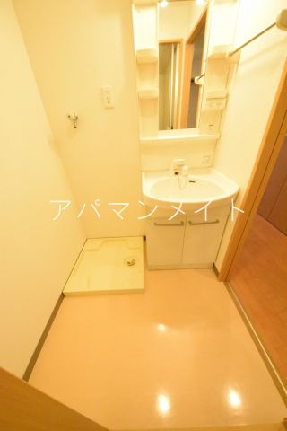 【設備】 | ハマコートⅢ | 洗濯機置場です 