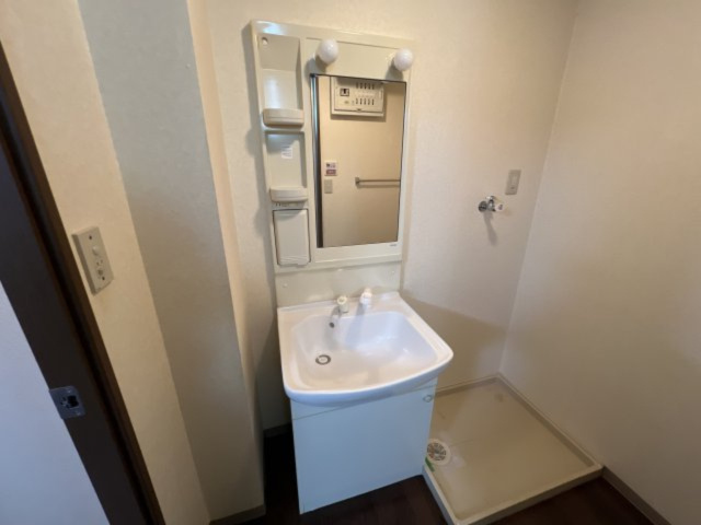 グランドールＡの洗面所