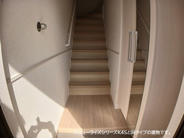プレッソ高砂の玄関