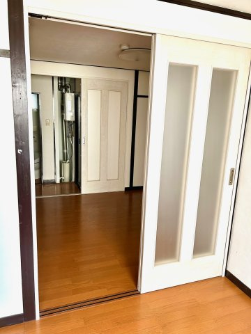 ふか喜マンションの洋室