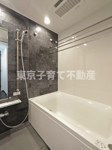 スカイコートルアナ文京本駒込の浴室