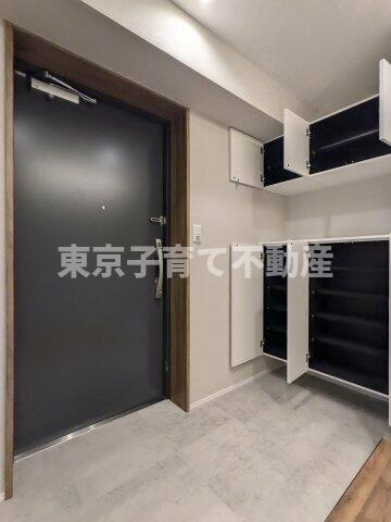 ラチューン文京小石川の玄関