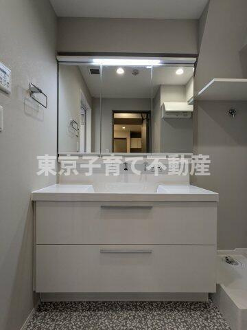 ラチューン文京小石川の洗面所