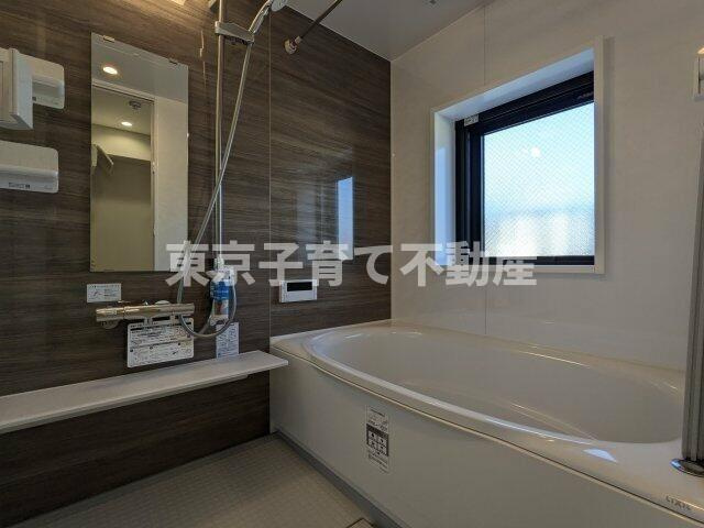 ラチューン文京小石川の浴室