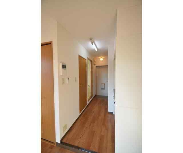 ＹＳＴ東大宮の玄関|※同物件別部屋参考写真