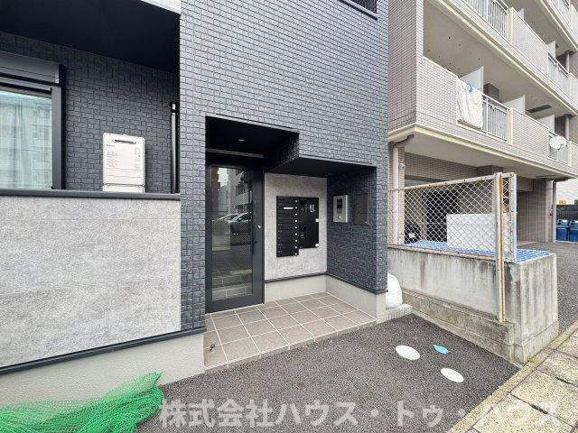 Crecia松戸のエントランス