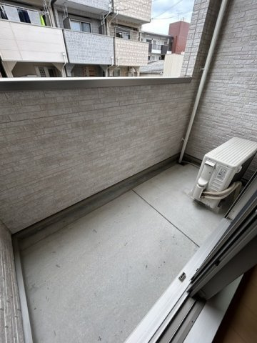 ボナール　セカンド　ハイツのバルコニー|外からの目が気にならないバルコニーで洗濯物が干せます