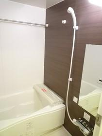 フレア・Ｆの浴室