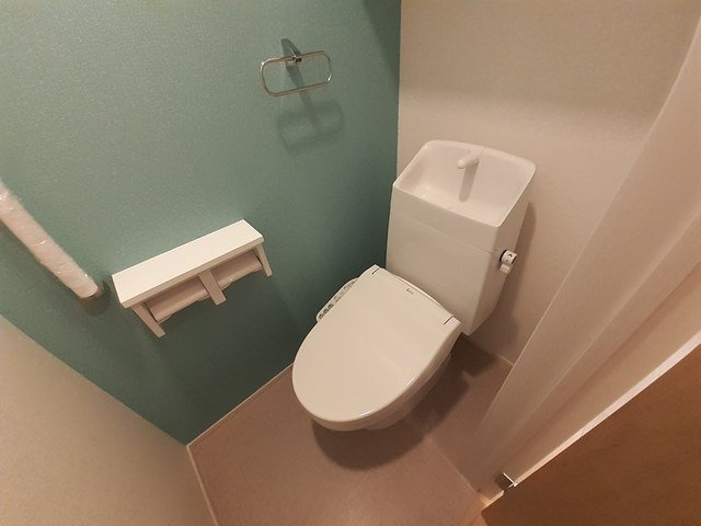 グリーンのトイレ|落ち着いたトイレです